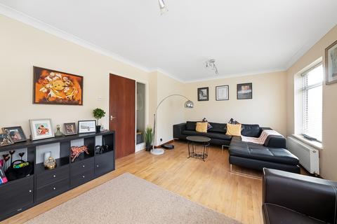 4 bedroom semi-detached house for sale, Stamford Drive, Bromley, BR2