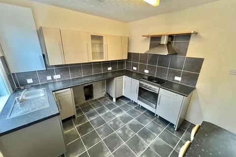 2 bedroom terraced house for sale, Lawrence Road, Huddersfield
