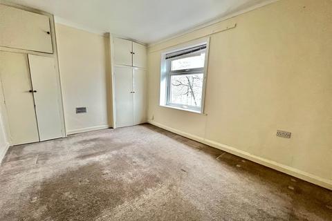 2 bedroom terraced house for sale, Lawrence Road, Huddersfield