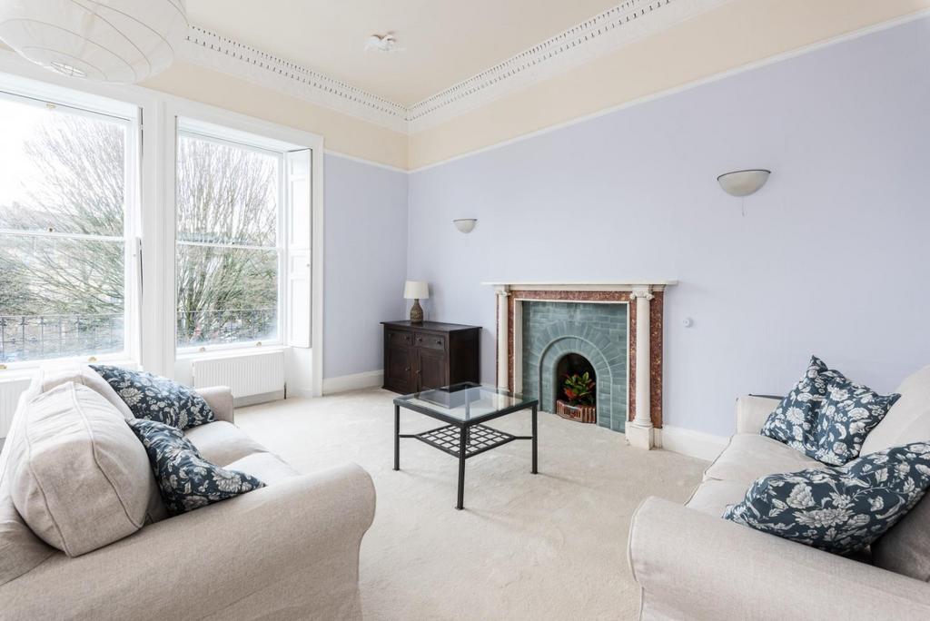 The Flat, 4 Beaufort East, Bath, BA1 6 QD-5.jpg