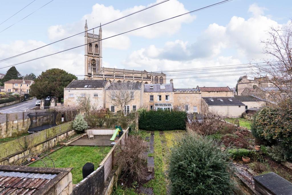 The Flat, 4 Beaufort East, Bath, BA1 6 QD-15.jpg