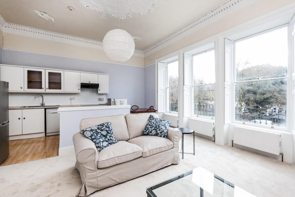 The Flat, 4 Beaufort East, Bath, BA1 6 QD-7.jpg