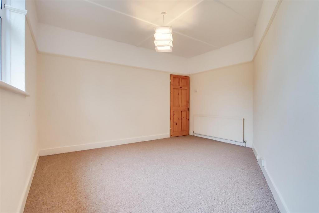 7 Master Bedroom-0.jpg