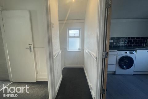 undefined, Stoneleigh Avenue, Enfield