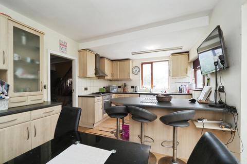 3 bedroom detached house for sale, Carlyle Street, Heanor, DE75