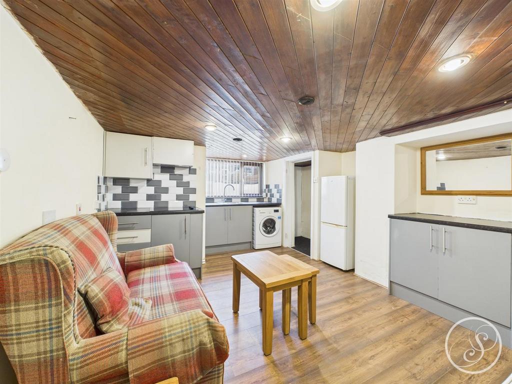Utility/basement