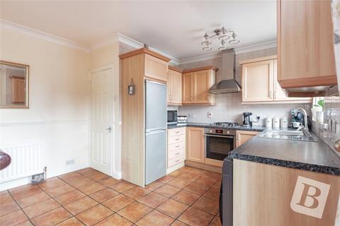 4 bedroom end of terrace house for sale, Eddy Close, Romford, RM7