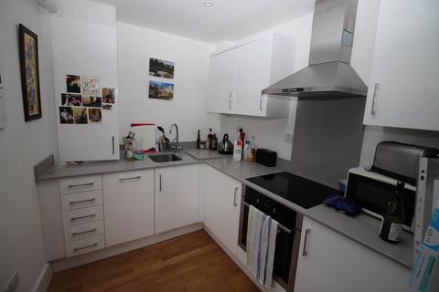 2 bedroom apartment to rent, Salisbury Square, Hatfield, AL9