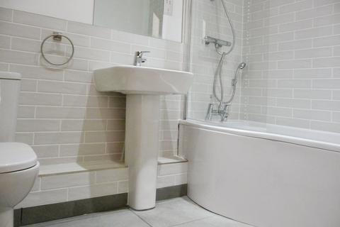 2 bedroom apartment to rent, Salisbury Square, Hatfield, AL9