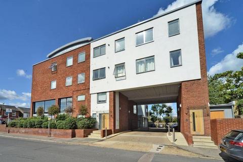 undefined, Pemberton Road, East Molesey KT8