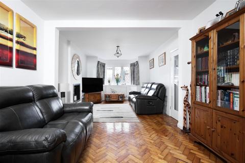undefined, Tudor Close, London, NW7
