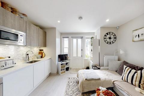 1 bedroom apartment to rent, Tollington Park, Stroud Green
