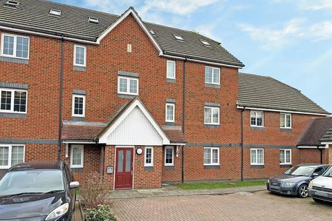 2 bedroom flat for sale, Tilers Close, Merstham