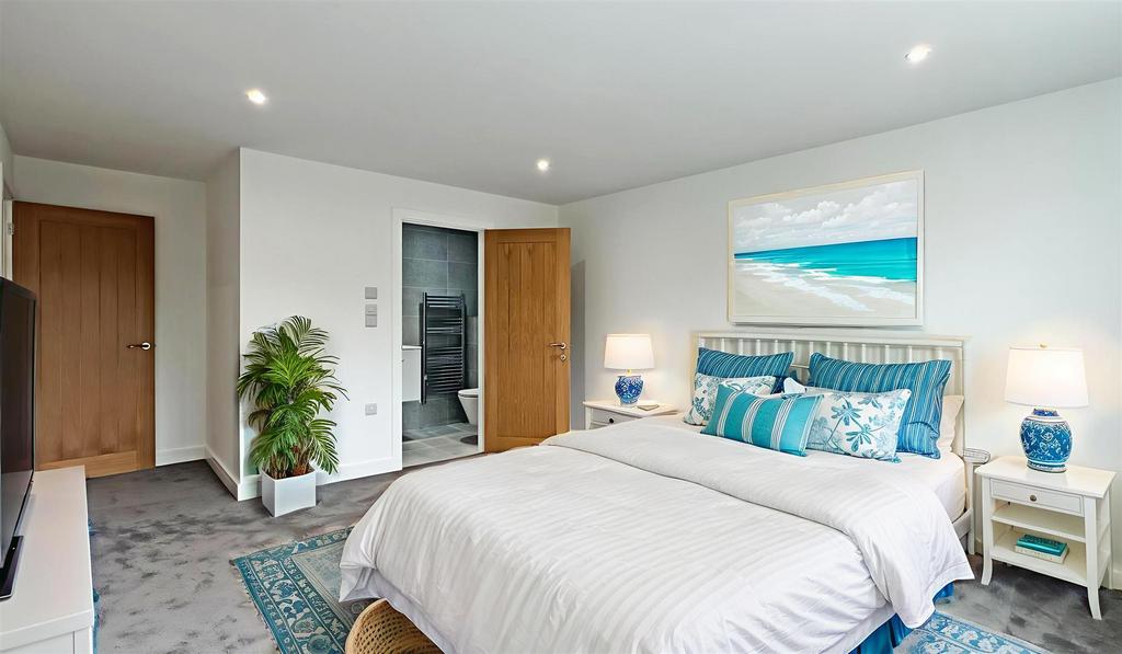 Bedroom 1 VS.jpg
