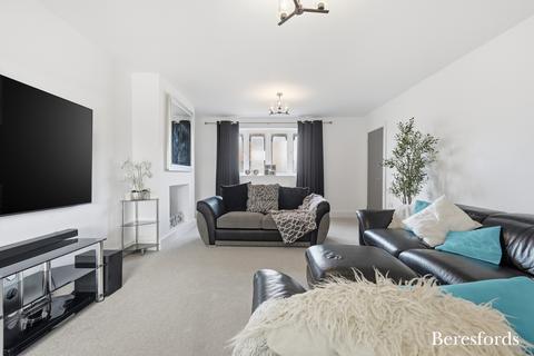 4 bedroom semi-detached house for sale, Whittington Road, Hutton, CM13