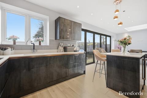 undefined, Whittington Road, Hutton, CM13