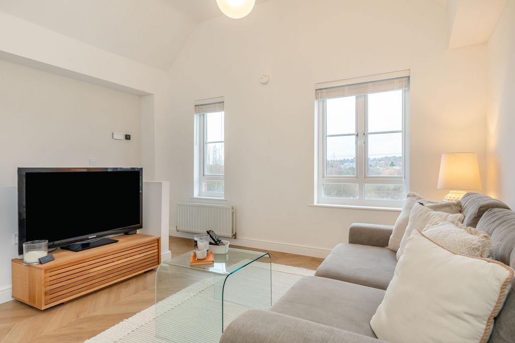 Kitchen/dining/living room