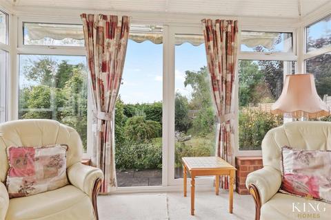 undefined, Brook End Drive, Henley-In-Arden