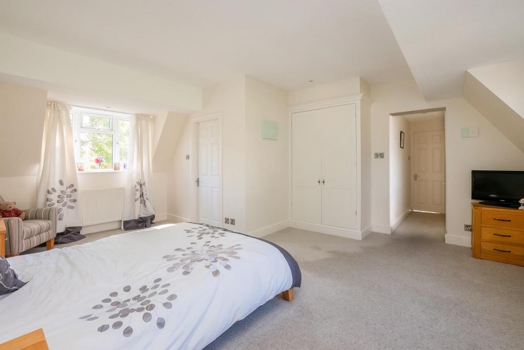 1 Arbour Close-16.jpg