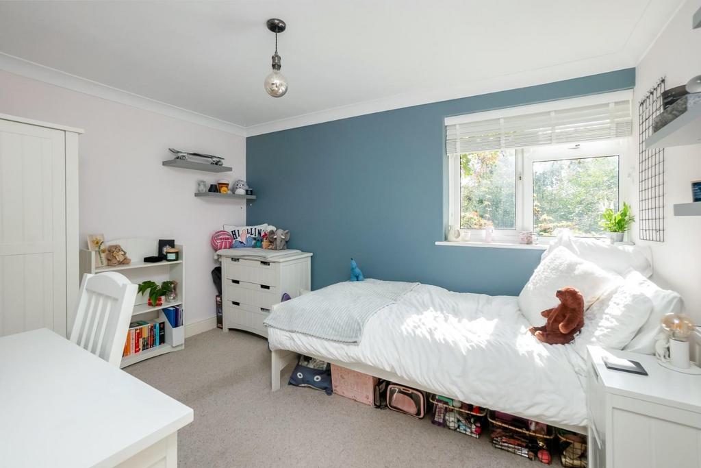 1 Arbour Close-19.jpg