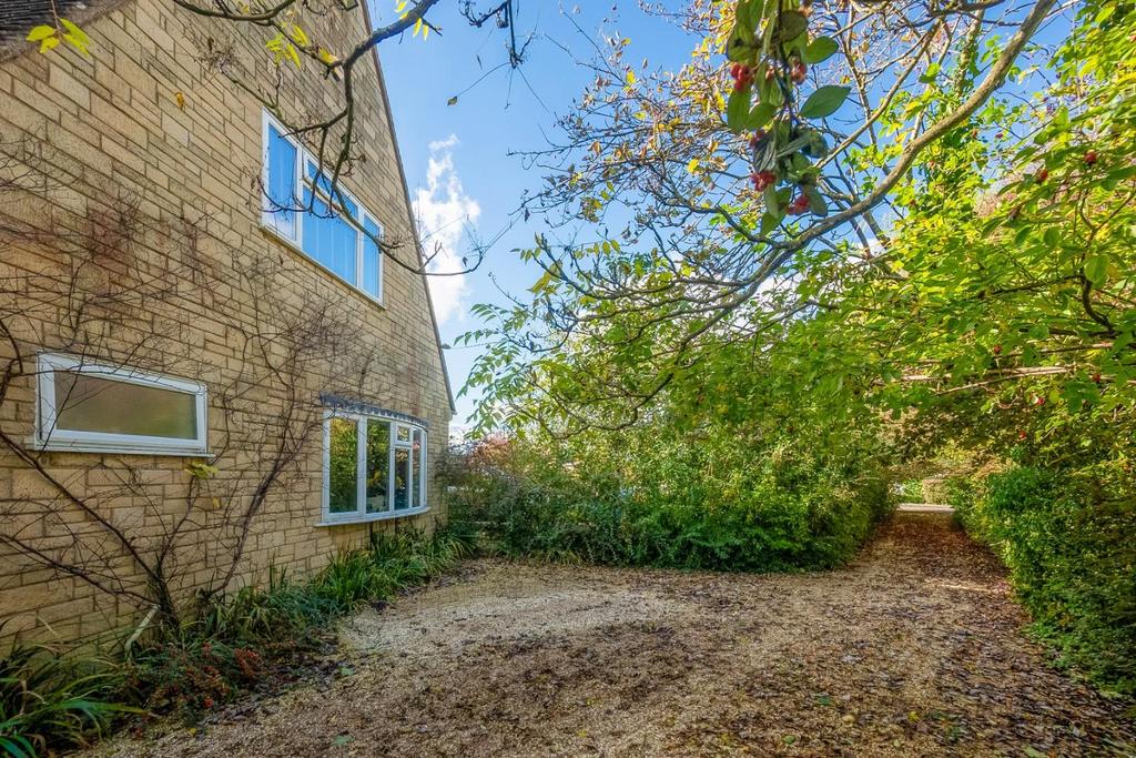 1 Arbour Close-3.jpg