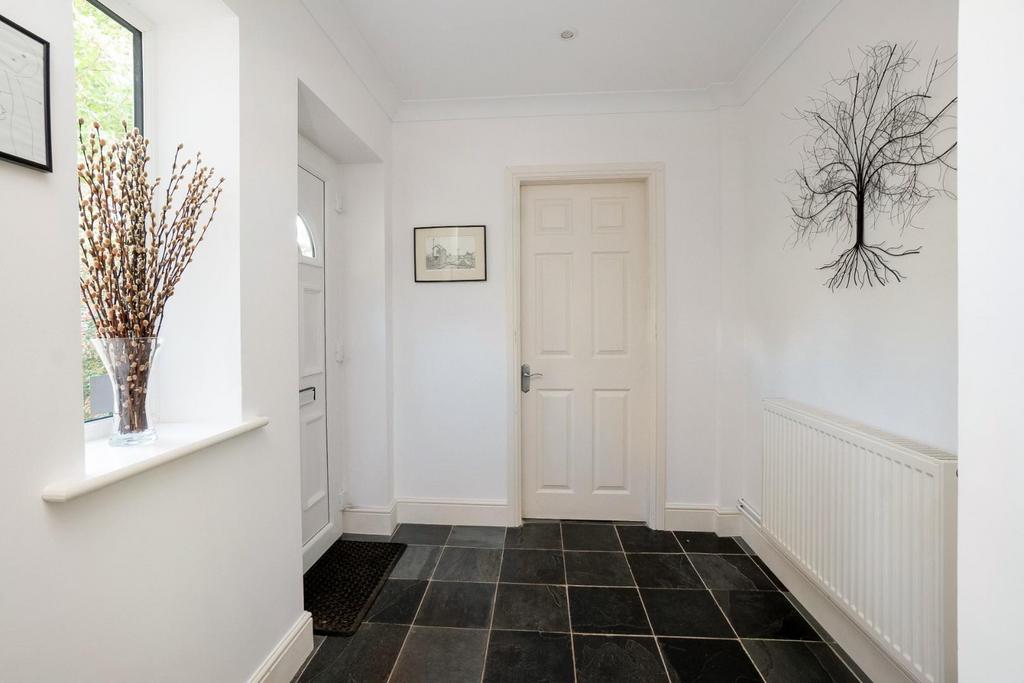 1 Arbour Close-11.jpg