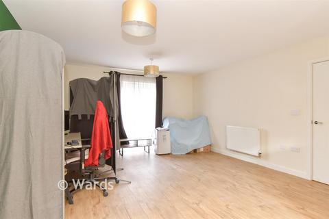 1 bedroom ground floor maisonette for sale, Doves House, Chatham ME4