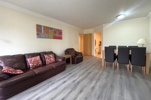 undefined, Heathside Crescent, Woking GU22