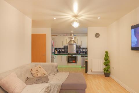 2 bedroom flat for sale, Waterloo Road, Manchester M8