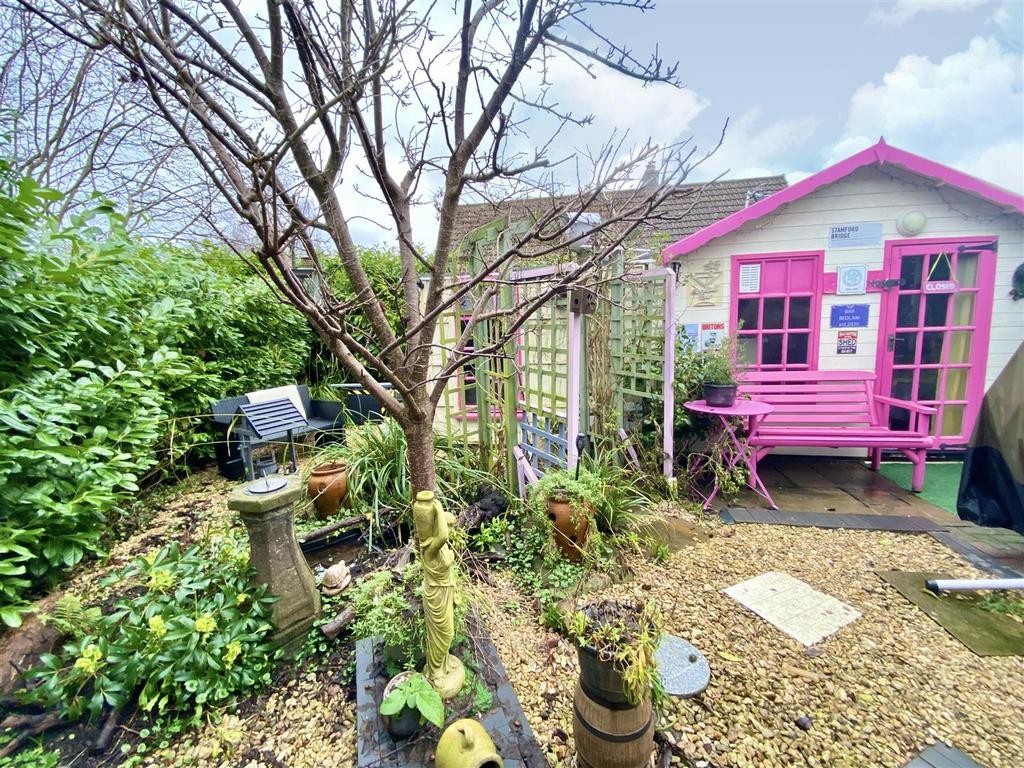 Garden 2.jpg
