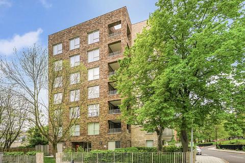 2 bedroom flat to rent, Avenue Road, London W3