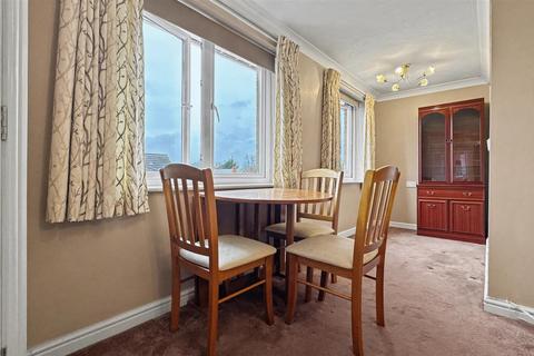 1 bedroom apartment for sale, Victoria Road, Farnborough