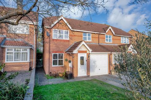 3 bedroom semi-detached house for sale, Country Park Location on Wymondham Way, Melton, LE13 1HP