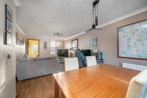 3 bedroom semi-detached house for sale, Country Park Location on Wymondham Way, Melton, LE13 1HP