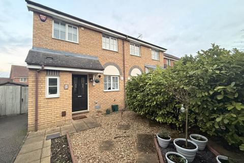 3 bedroom semi-detached house to rent, Easby Grove, Milton Keynes MK10