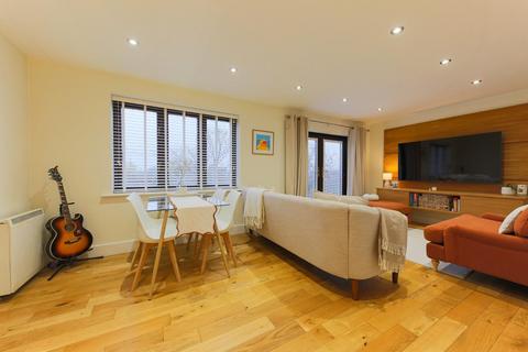 2 bedroom apartment for sale, Victoria Court, West Moor, NE12