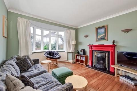 4 bedroom detached house for sale, Coniston Road, Kings Langley, WD4