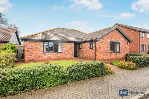 3 bedroom detached bungalow for sale, Dunningham Drive, Raydon, Ipswich