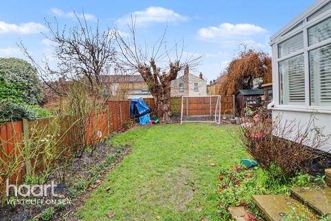 3 bedroom detached bungalow for sale, St Johns Road, WESTCLIFF-ON-SEA