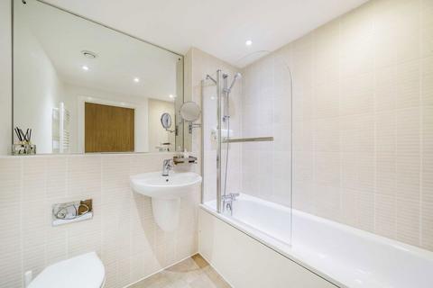 1 bedroom flat for sale, St. Georges Grove, London SW17