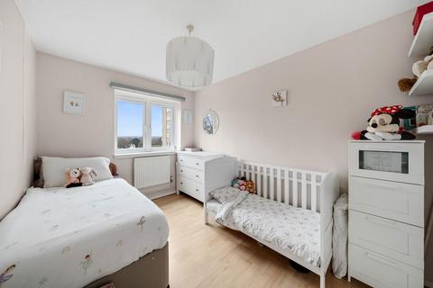 2 bedroom flat for sale, Fitzhugh Grove, London SW18