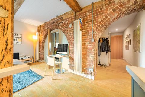 1 bedroom flat for sale, Maltings Place, Tower Bridge Road, SE1