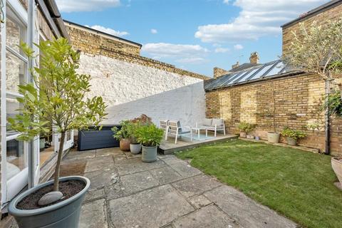 4 bedroom terraced house for sale, Cleveland Gardens, London SW13