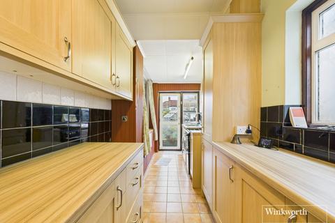 3 bedroom semi-detached house for sale, Reeves Avenue, London NW9