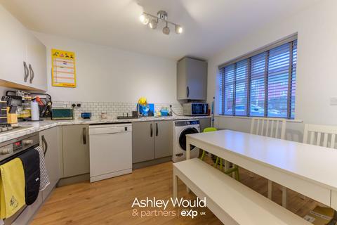 3 bedroom terraced house for sale, Banners Lane, Halesowen B63