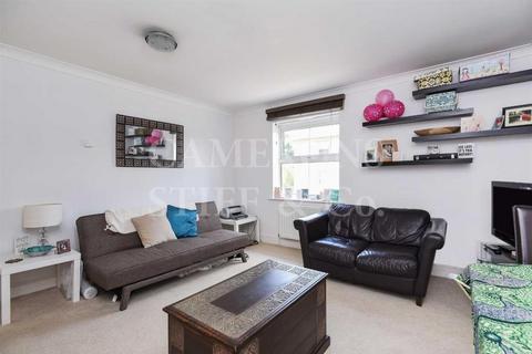 1 bedroom flat to rent, 12 Manor Lodge, Willesden Green NW2