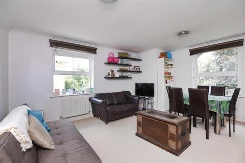 1 bedroom flat to rent, Manor Lodge, Willesden Green NW2