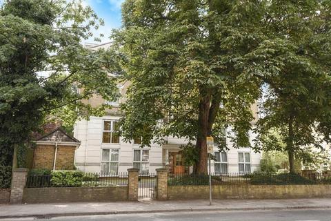 1 bedroom flat to rent, Manor Lodge, Willesden Green NW2