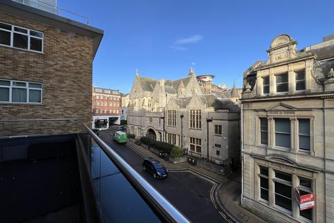 2 bedroom flat to rent, Vandale House, Post Office Road, Bournemouth