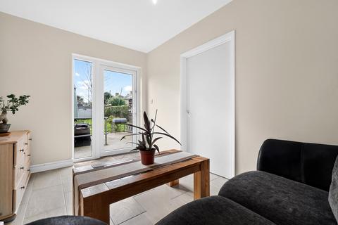 undefined, Ling Road, Erith, DA8